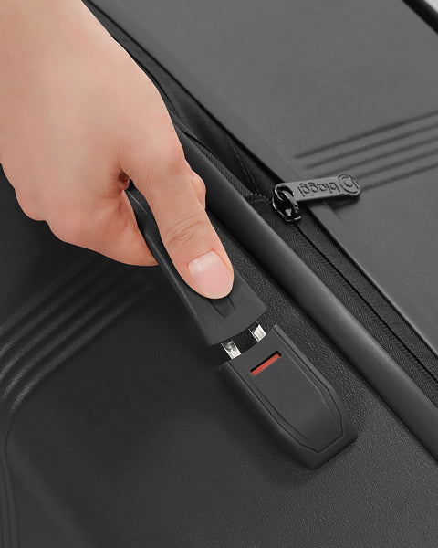 Black | Runway Large Check-In Suitcase